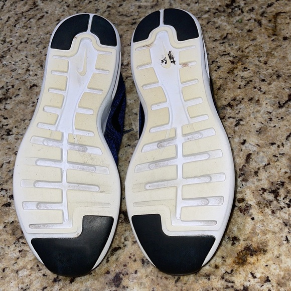 Nike Air Max Modern Flyknit Photo - Picture 5 of 8